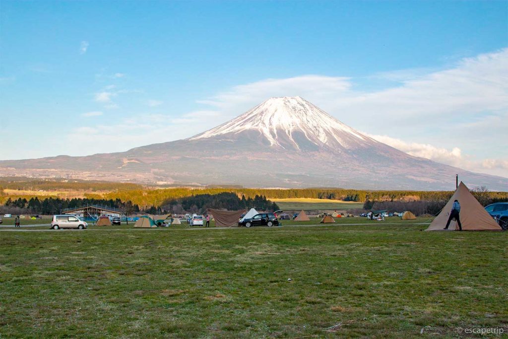 「ふもとっぱらキャンプ場」で見てきた施設情報まとめ。トイレ、風呂、薪、飲み水etc エスケープ紀行