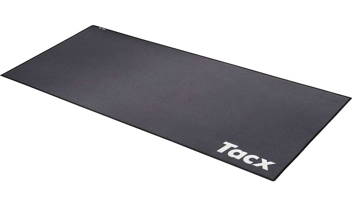 Tacxのトレーニングマット