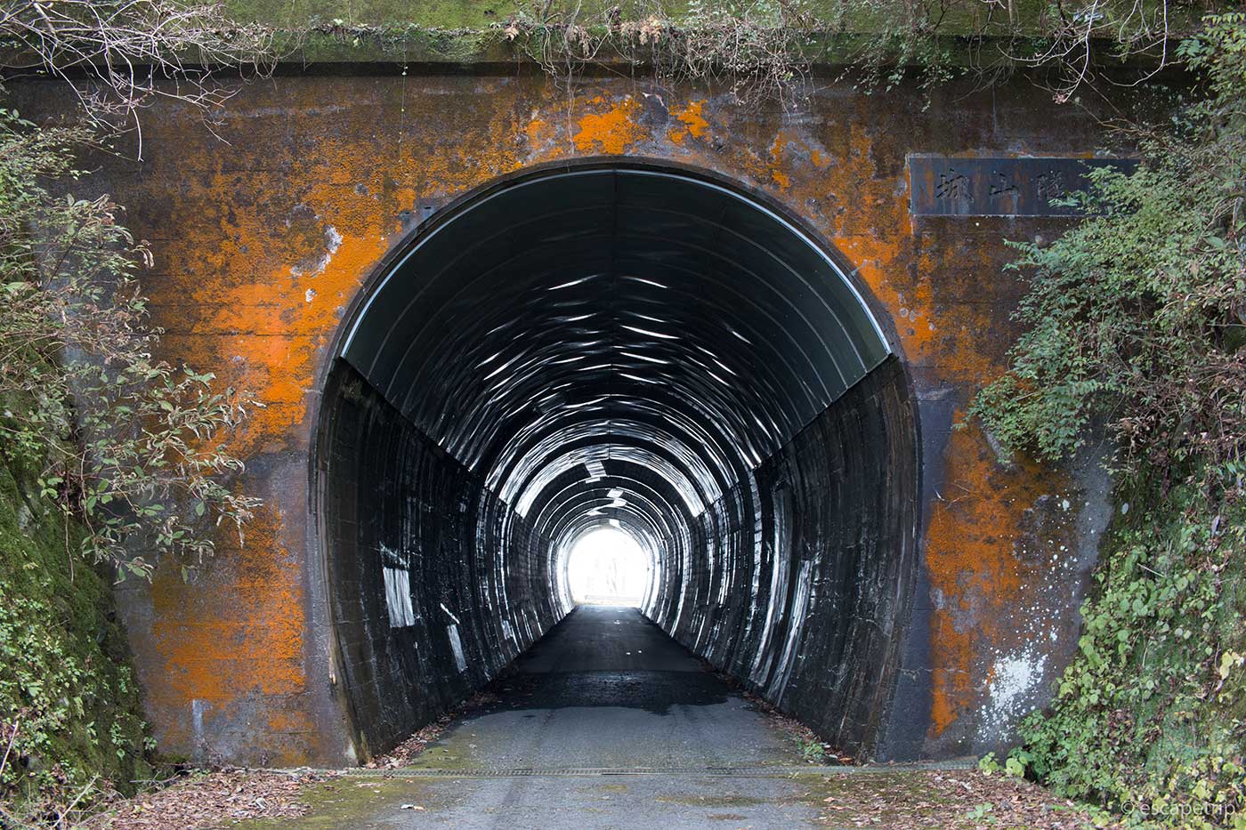 EF-S24mm F2.8 STMで撮ったトンネル