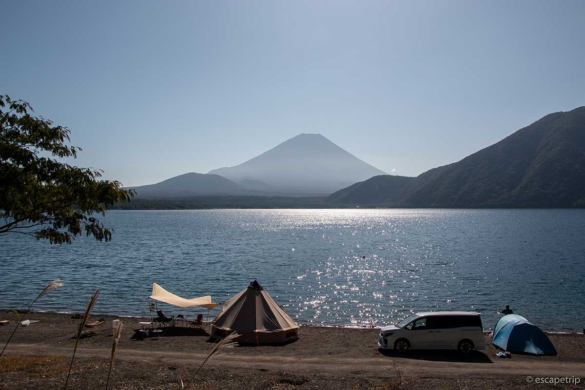 浩庵キャンプ場と富士山