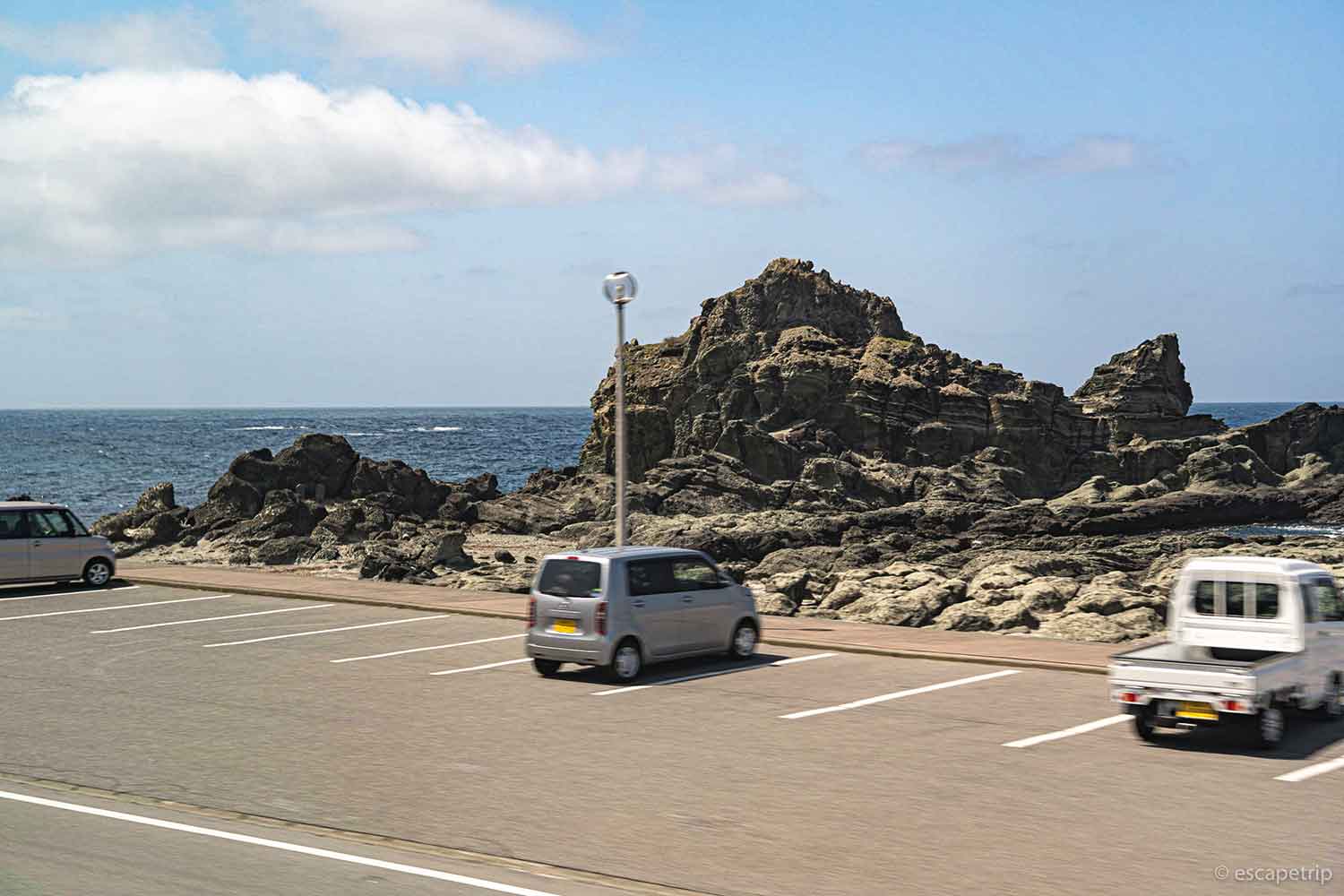 海辺の奇岩