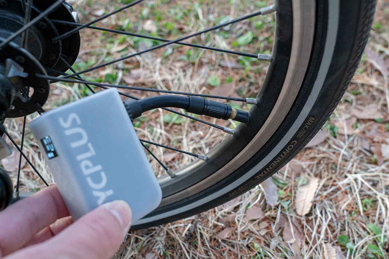 CYCPLUS AS2 PROでBROMPTONの空気を入れる