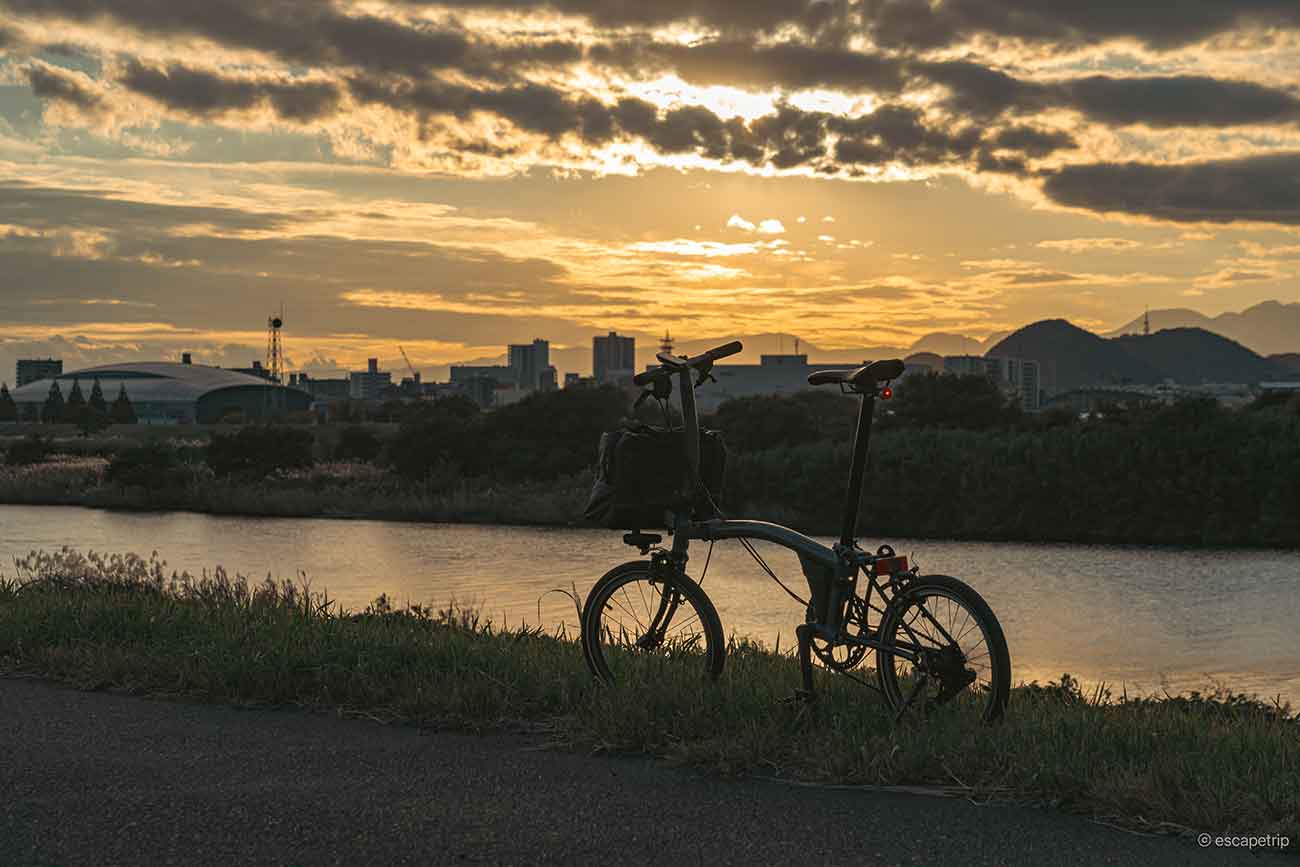 さがみグリーンライン自転車道とBROMPTON